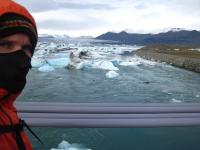 René Kujan běží Islandem